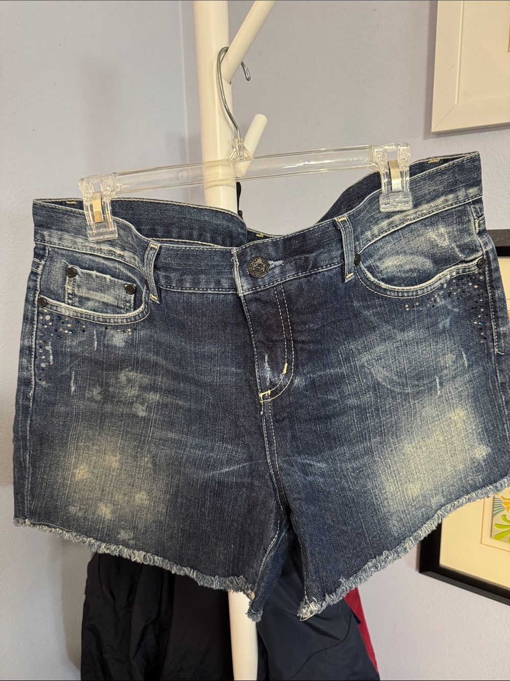 BEBE embellished Dark Wash Denim Cutoff Shorts - Blue